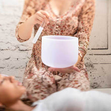 Ladda upp bild till gallerivisning, Meinl Sonic Energy - CSB10D Crystal Singing Bowl 10" 432Hz Sacral Chakra - Musik Utan Gränser