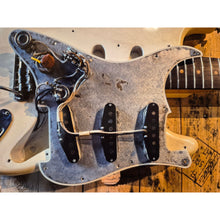 Ladda upp bild till gallerivisning, Stratocaster 1963 Olympic White Refin