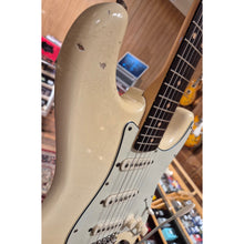 Ladda upp bild till gallerivisning, Stratocaster 1963 Olympic White Refin