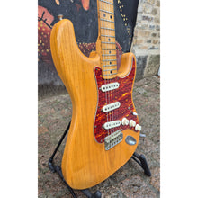 Ladda upp bild till gallerivisning, Stratocaster 1976