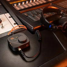 Load image into Gallery viewer, Arc on-Ear