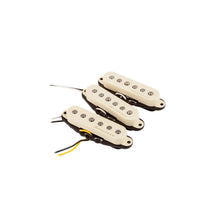 Ladda upp bild till gallerivisning, Custom Shop parchment Stratocaster Vintage Noiseless