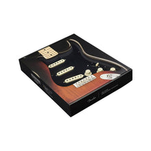 Ladda upp bild till gallerivisning, Fender - Pre-Wired Strat Pickguard Custom Shop Fat 50's SSS Parchment - Musik Utan Gränser