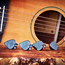 Ladda upp bild till gallerivisning, Black Mountain - Spring Action Thumb Pick Heavy - Musik Utan Gränser