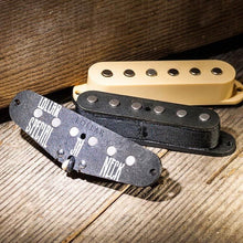 Ladda upp bild till gallerivisning, Special S Bridge Parchment