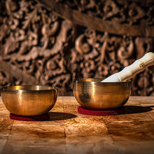 Ladda upp bild till gallerivisning, Meinl Sonic Energy - SB-U-900 Universal Singing Bowl Set 2 pcs set - Musik Utan Gränser
