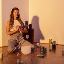 Ladda upp bild till gallerivisning, CSB8B Crystal Singing Bowl 8" / B / 432Hz Crown Chakra