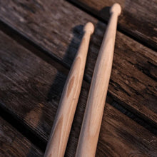 Load image into Gallery viewer, Vic Firth 2B