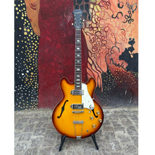 Ladda upp bild till gallerivisning, Casino E230 TD-1965 Sunburst