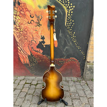 Ladda upp bild till gallerivisning, 500/1 Violin bass från 1965
