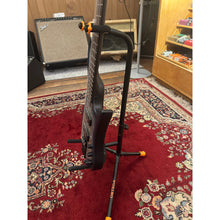 Ladda upp bild till gallerivisning, OGS-1BK golvstativ gitarr