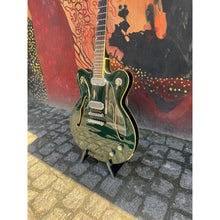 Load image into Gallery viewer, Gran Majesto Stop Tailpiece Catalina Green