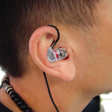 Ladda upp bild till gallerivisning, JTS - IE-1 In-ear hörlurar med enkelmembran - Musik Utan Gränser