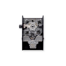 Load image into Gallery viewer, Beetronics - Swarm Fuzz Harmonizer - Musik Utan Gränser
