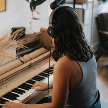 Ladda upp bild till gallerivisning, H200 Over-Ear Headphones