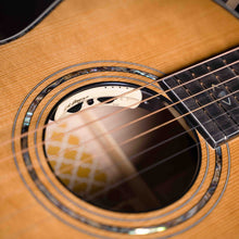 Load image into Gallery viewer, Gold-Passion NAT L.R.Baggs