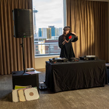 Load image into Gallery viewer, Thump12v4 12" Pro Powered Loudspeaker