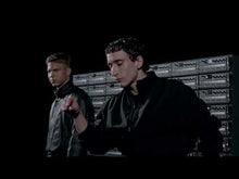 Ladda och spela upp video i Gallerivisaren, OP–XY