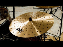 Ladda och spela upp video i Gallerivisaren, PA22EHR 22" Pure Alloy Extra Hammered Ride