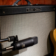 Load image into Gallery viewer, Røde - NT1 KIT kondensatormik med SM6 shockmount - Musik Utan Gränser