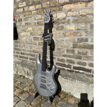 Ladda upp bild till gallerivisning, Ernie Ball Music Man - BFR Silhouette HSH Silver Flake Sparkle - Musik Utan Gränser