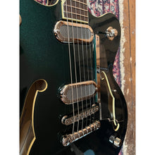 Ladda upp bild till gallerivisning, Duesenberg - Gran Majesto Stop Tailpiece Catalina Green - Musik Utan Gränser