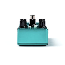 Ladda upp bild till gallerivisning, MXR - M83 Bass Chorus Deluxe - Musik Utan Gränser