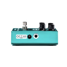 Ladda upp bild till gallerivisning, MXR - M83 Bass Chorus Deluxe - Musik Utan Gränser