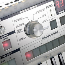 Load image into Gallery viewer, Korg - microKORG Crystal - Musik Utan Gränser