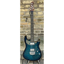 Ladda upp bild till gallerivisning, Ernie Ball Music Man - Sabre Blue Burst - Musik Utan Gränser