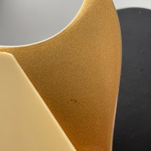 Load image into Gallery viewer, Vintage - V100MGT Gold Top Mini Double B-Stock - Musik Utan Gränser