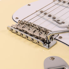 Ladda upp bild till gallerivisning, Vintage - V6 Vintage White - Musik Utan Gränser