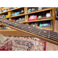 Ladda upp bild till gallerivisning, Stratocaster 1963 Olympic White Refin
