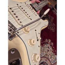 Ladda upp bild till gallerivisning, Stratocaster 1963 Olympic White Refin
