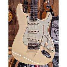 Ladda upp bild till gallerivisning, Stratocaster 1963 Olympic White Refin
