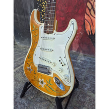 Ladda upp bild till gallerivisning, Stratocaster -67 "Kurbits"
