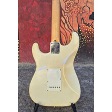 Ladda upp bild till gallerivisning, Stratocaster -67 "Kurbits"
