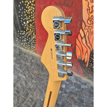 Ladda upp bild till gallerivisning, Stratocaster American Standard Shorline Mist 2007
