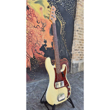 Ladda upp bild till gallerivisning, Precision Bass 1965 Olympic White
