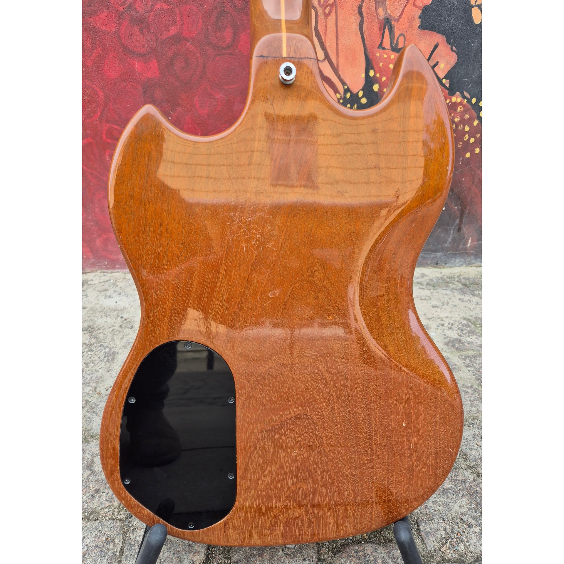 JS-II Jetstar Carved Oak Leaf