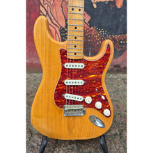 Ladda upp bild till gallerivisning, Stratocaster 1976
