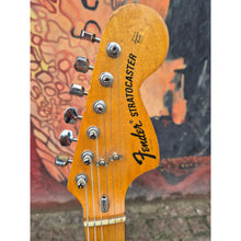 Ladda upp bild till gallerivisning, Stratocaster 1976
