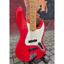 Ladda upp bild till gallerivisning, American Jazz Bass Hot Rod Red 2001
