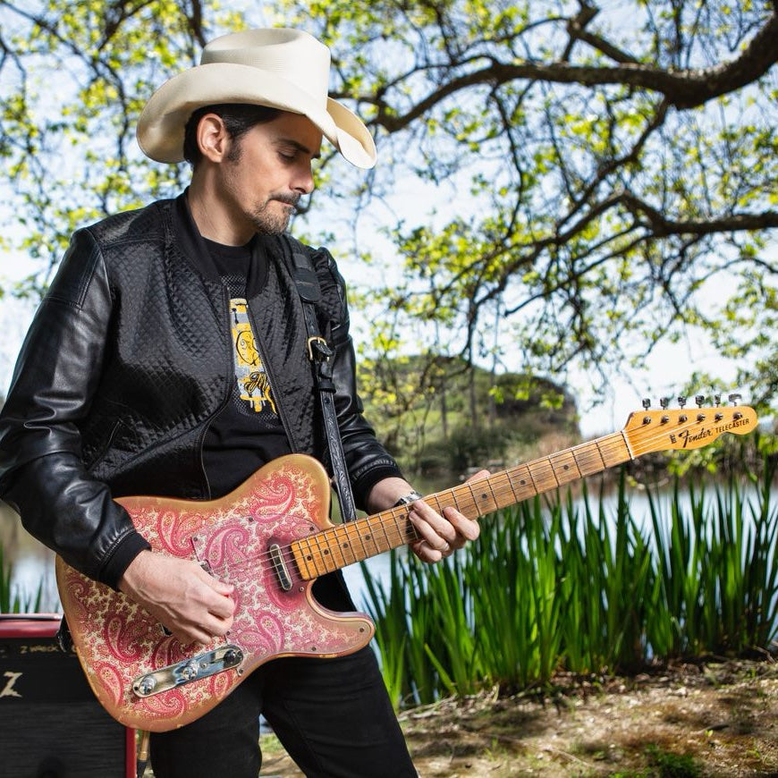 La Brea Brad Paisley Tele Set