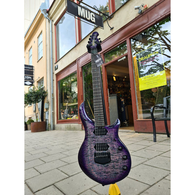 Ernie Ball Music Man - Majesty Maple Top Crystal Amethyst Limited Edition - Musik Utan Gränser 