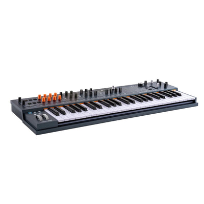 Arturia MiniFreak 49