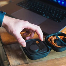 Load image into Gallery viewer, Arc on-Ear
