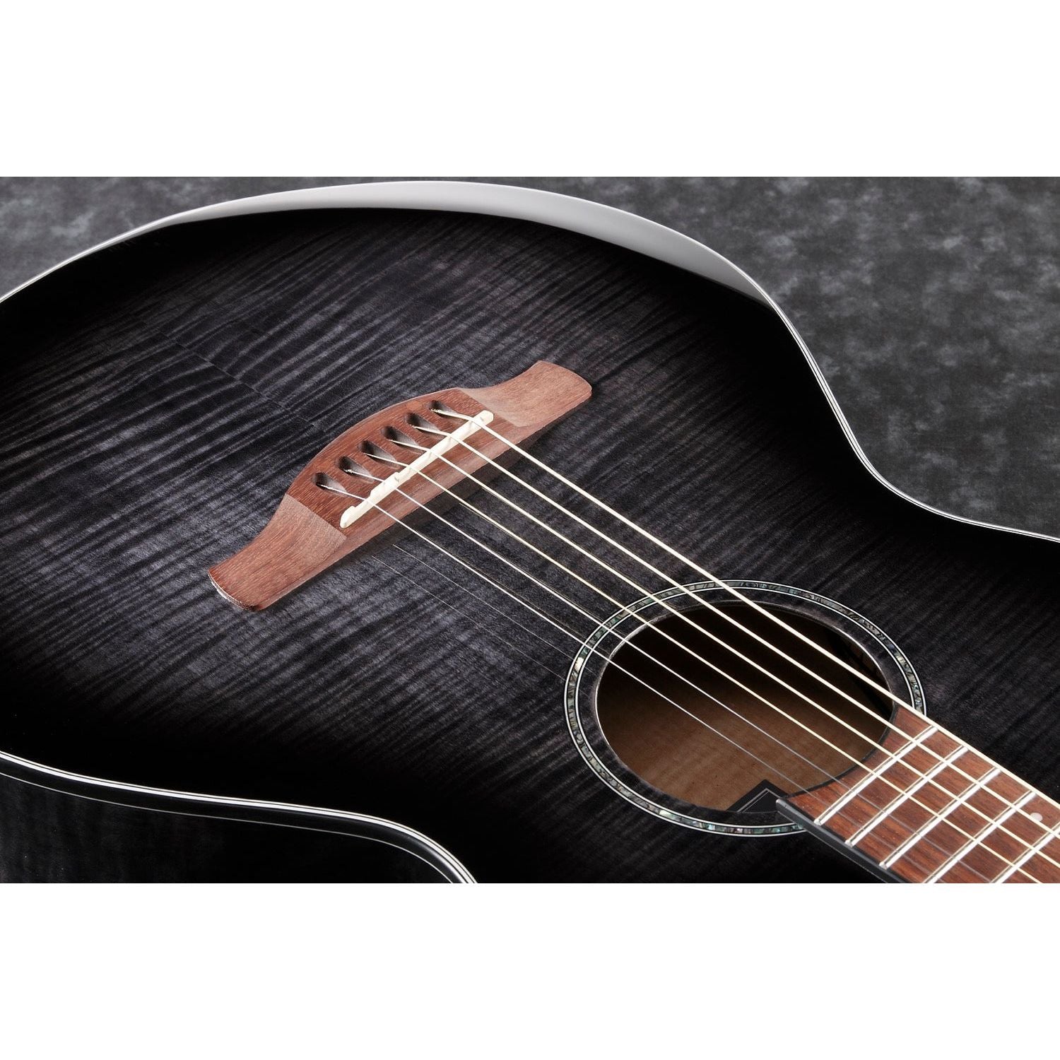 Ibanez - AEWC400-TKS Transparent Black Sunburst High Gloss - Musik Utan Gränser 