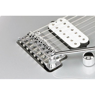 Ibanez - TOD70 Classic Silver Tim Henson Signature 7-strängad - Musik Utan Gränser 