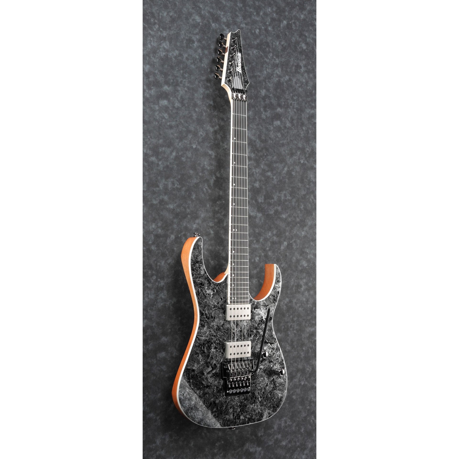 RG5320R-CSW (Cosmic Shadow) Prestige med hardcase